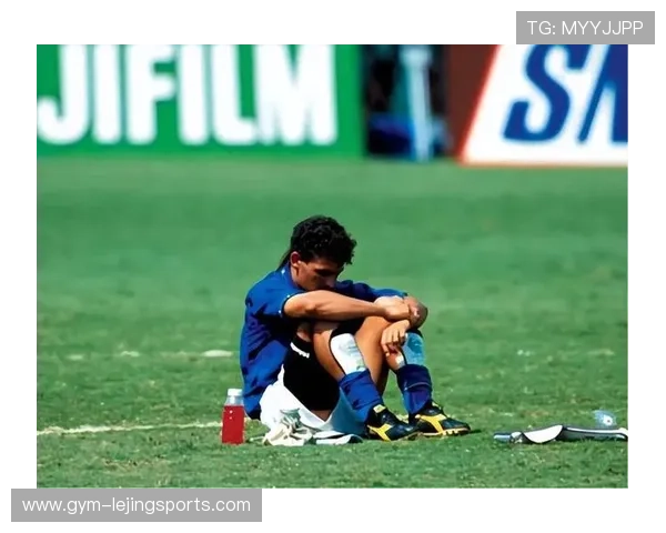 足球球星急停的原因解析：从技术动作到战术需求的多维度探讨